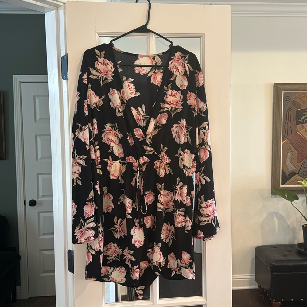 🌷floral romper 🌷